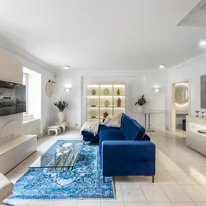 President Boutique #8 By Goodnite Cz Apartament
