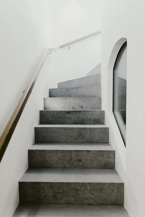 Coco Chanel Boutique Apartment By Goodnite Cz 브르노
